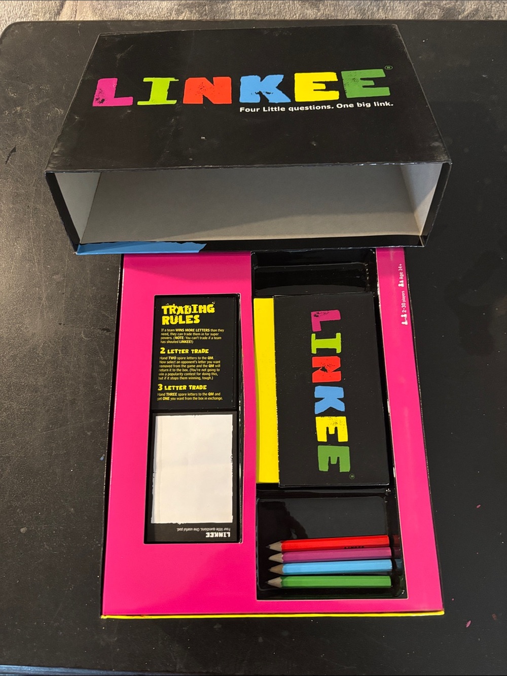 Linkee Game Box with Multicolor Lettering - Picture 2 of 3